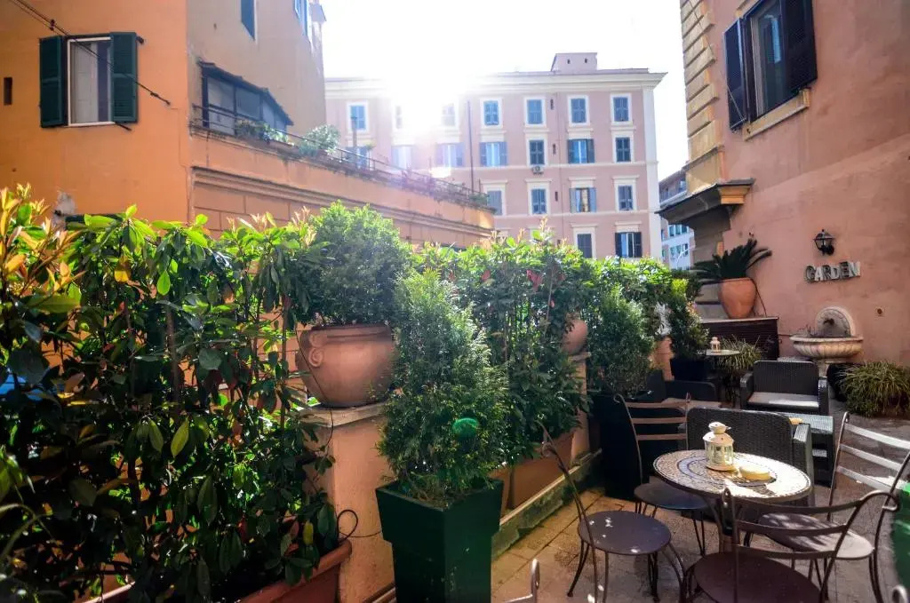 Hotel photo 12