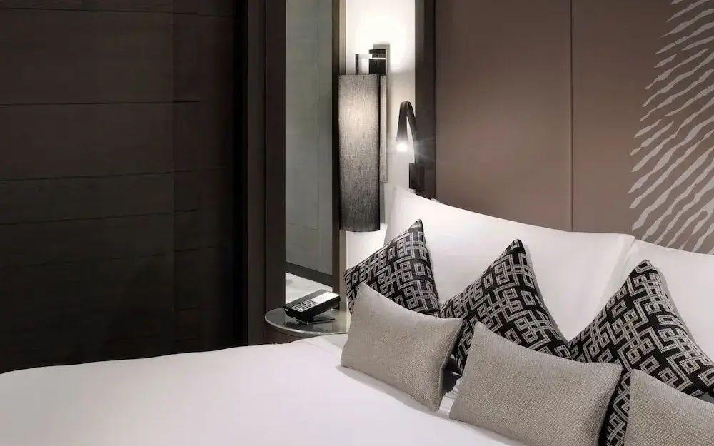 Premier Double Suite with balcony and with city view (full double bed)