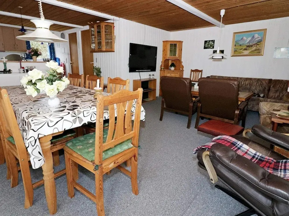 6 Person Holiday Home in Hadsund - фото 5