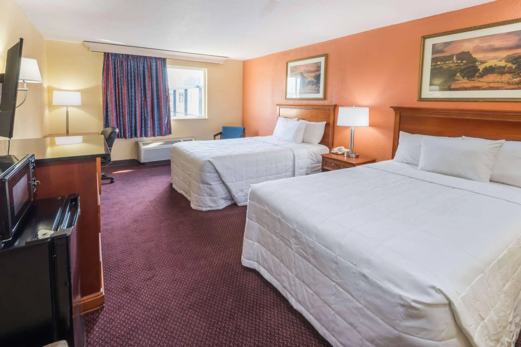 Columbus Grand Hotel & Banquet Center - Général