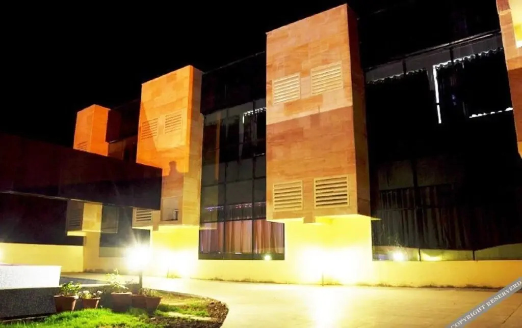 Hotel Neelam Palace
