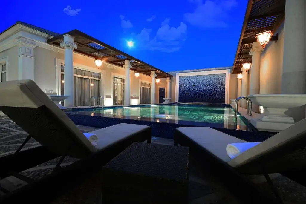 Royal Villa