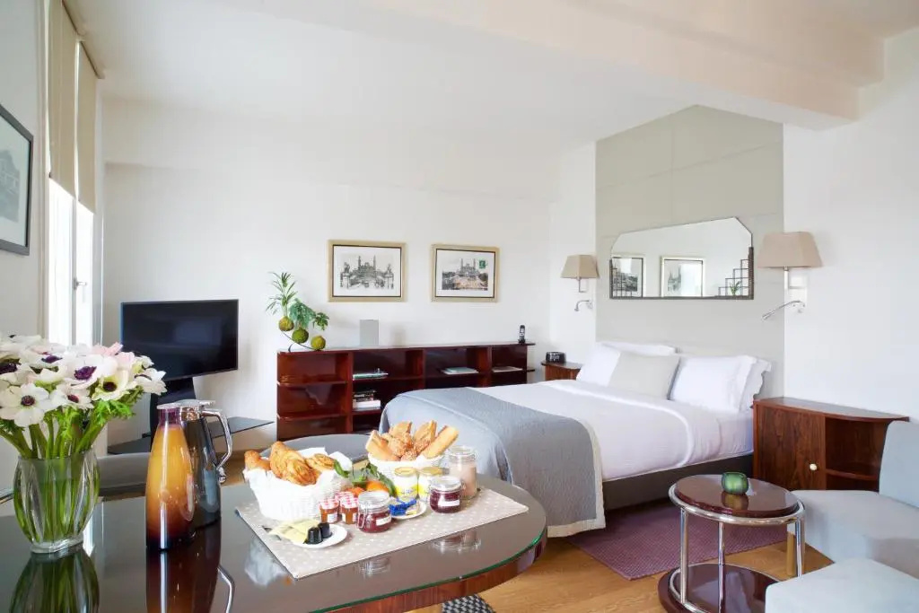 Montmartre Residence 70