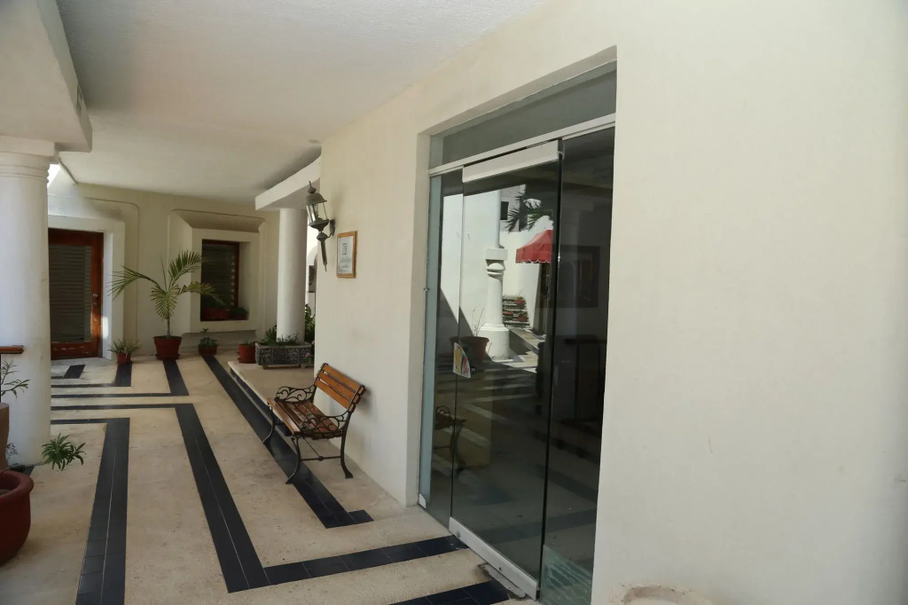 Hotel photo 8