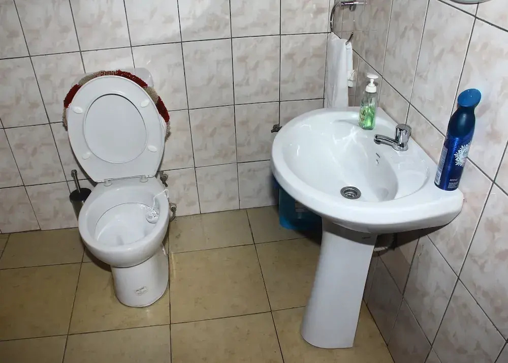 Economy room