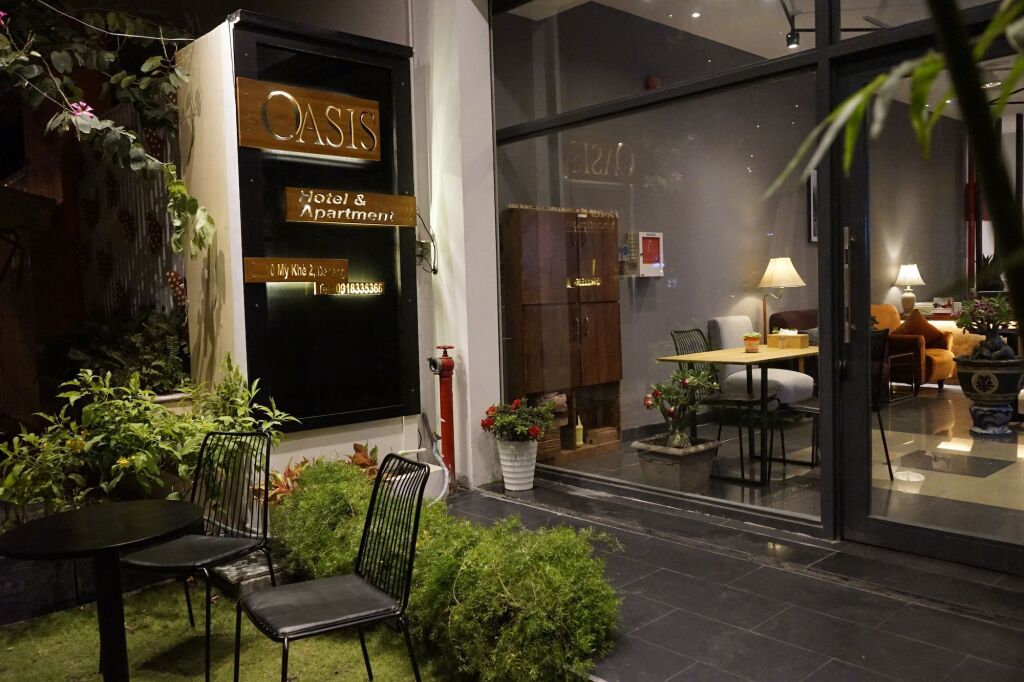 OASIS Hotel & Apartment