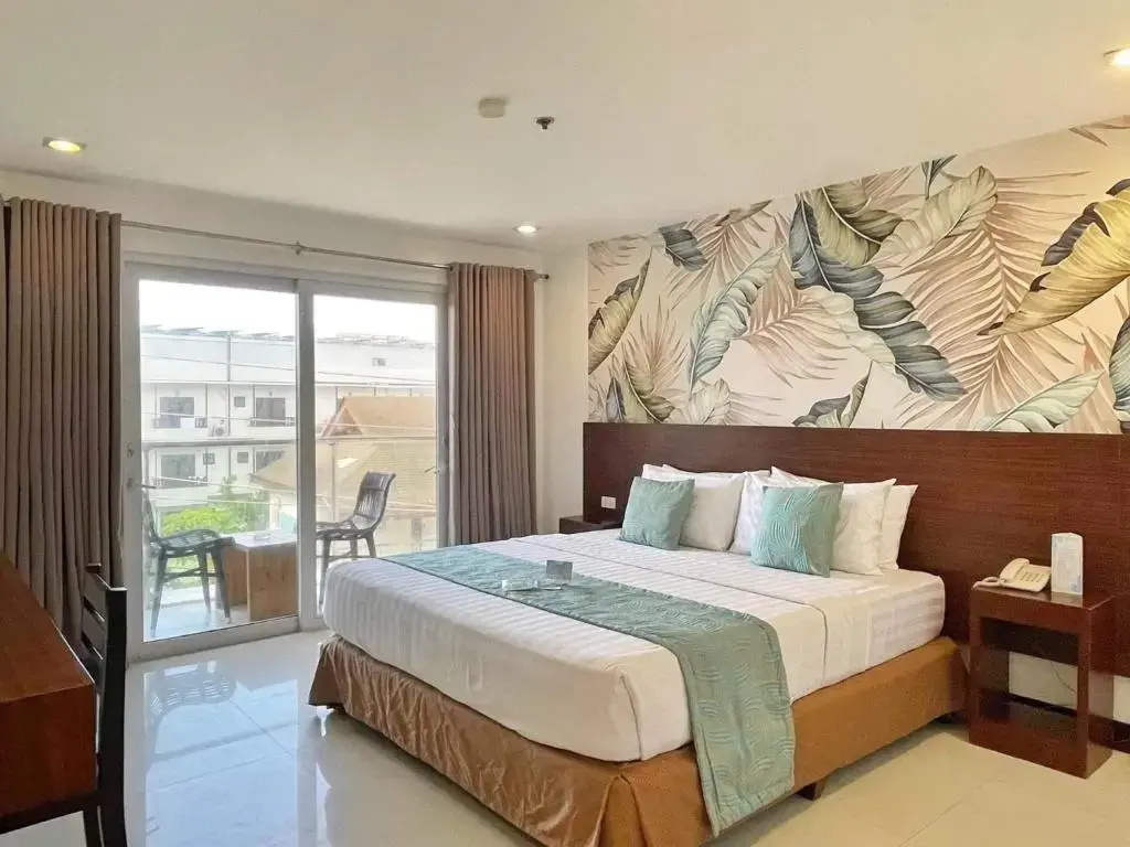 Superior Double room (full double bed)
