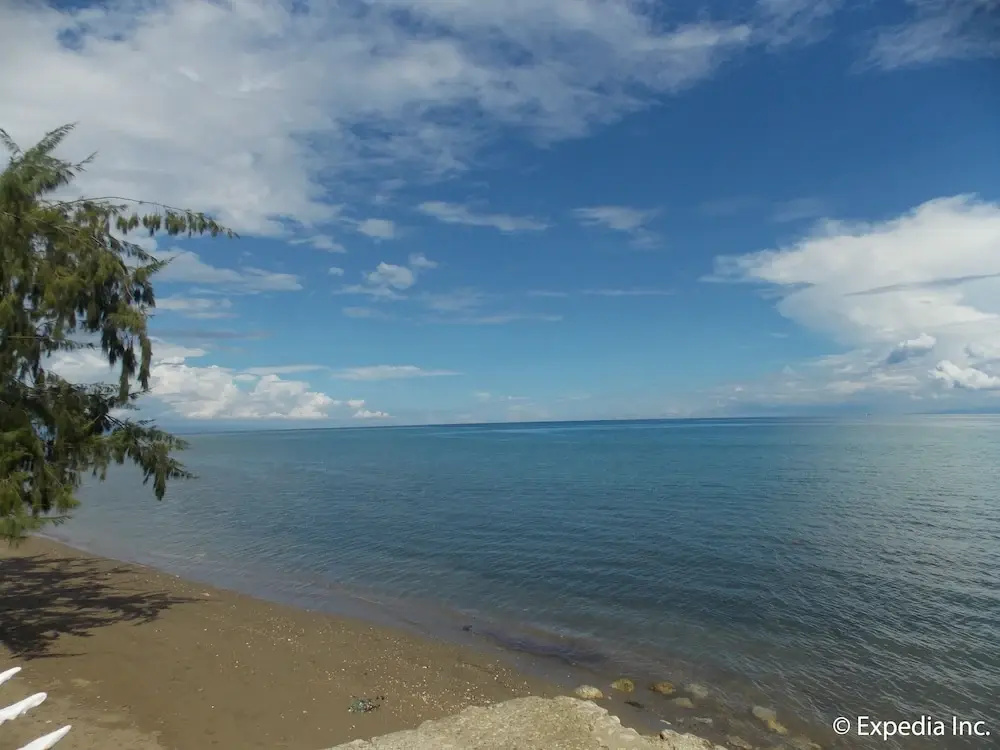 Beach & Waterfront