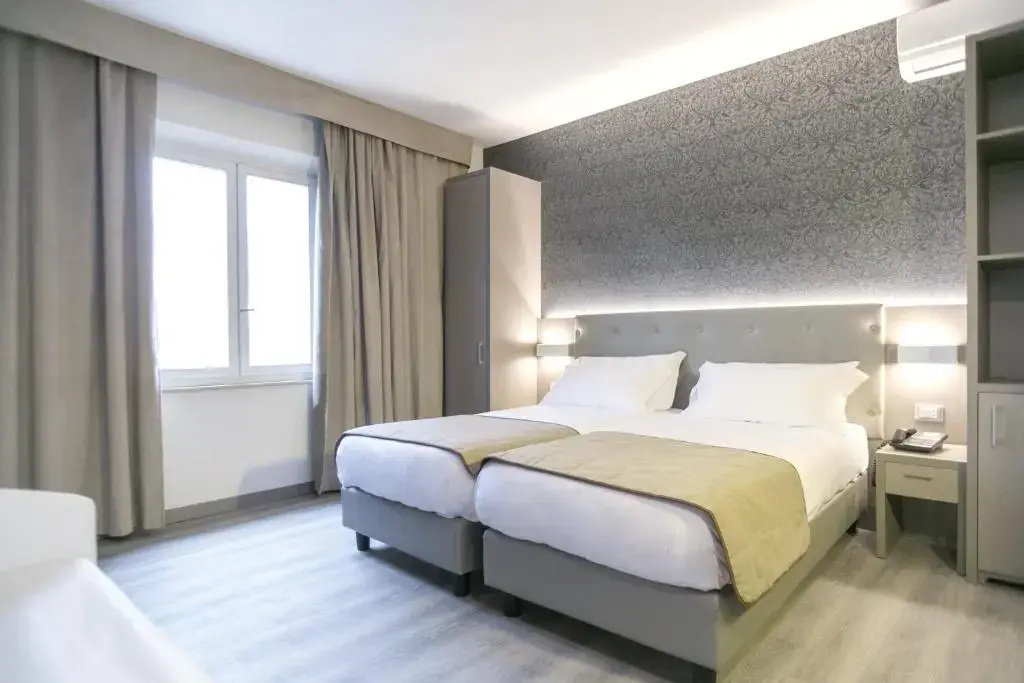 Double room (twin beds)