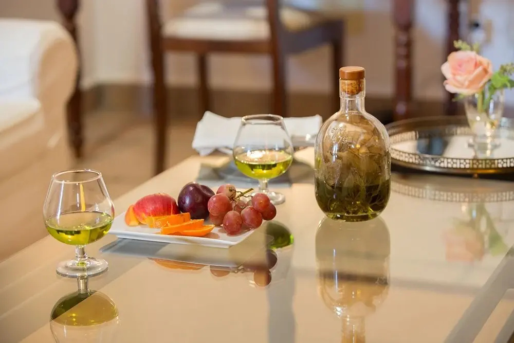 Food & Beverage