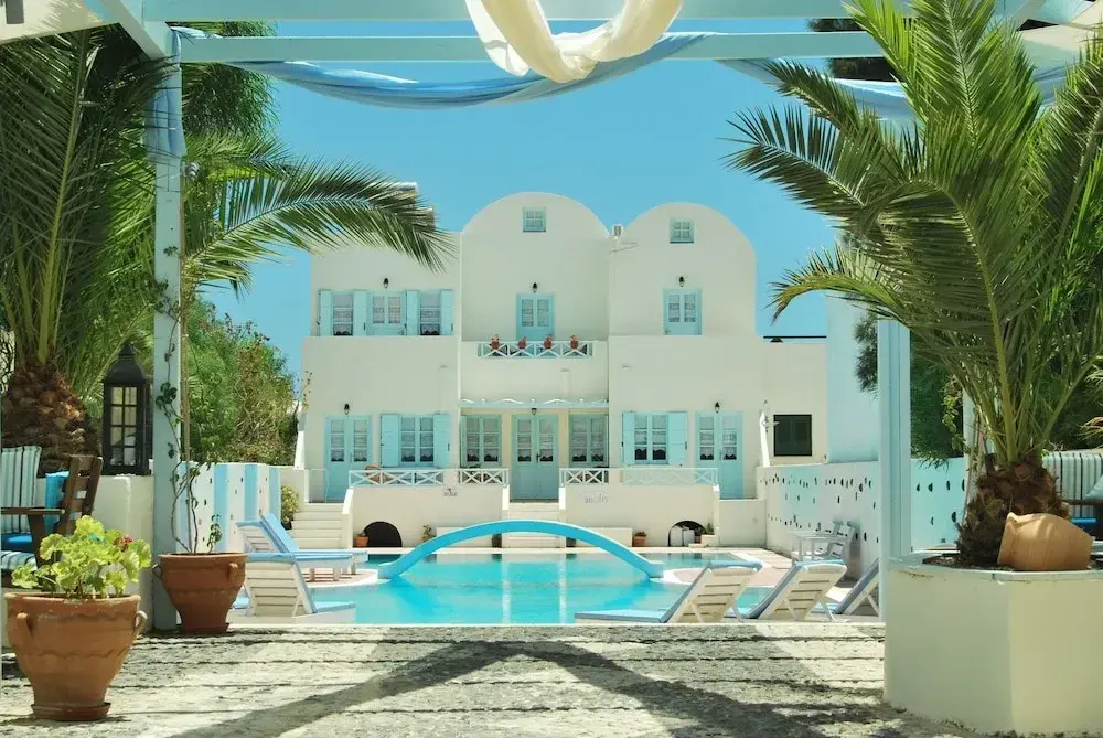 Aeolis Santorini