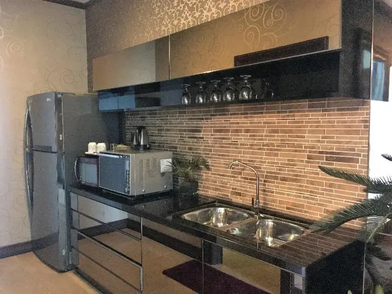 Kinta Riverfront Hotel & Suites