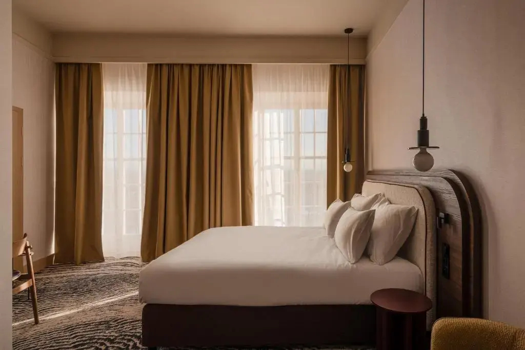Premium room