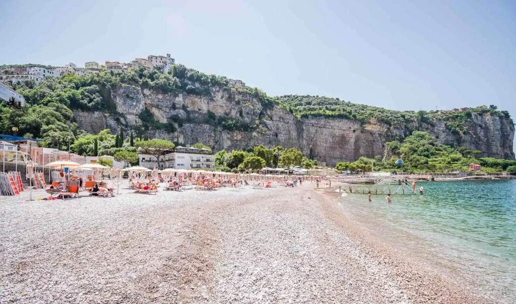 Beach & Waterfront