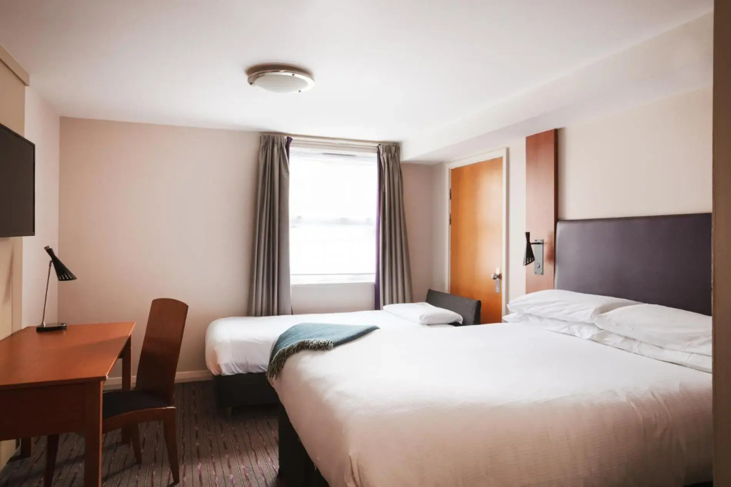 Premier Inn Chesterfield West - Général