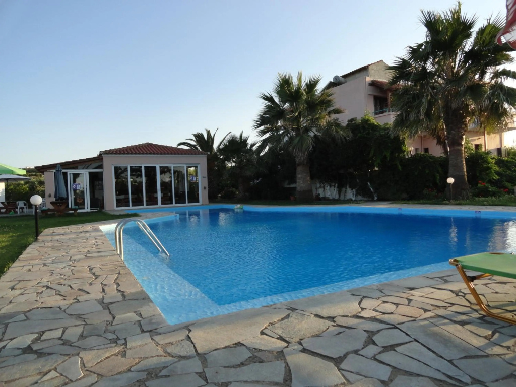Pardalakis Studios - Général