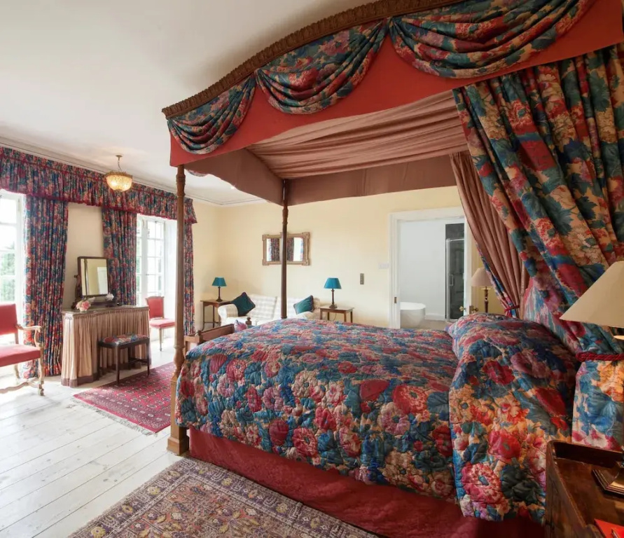 Superior Suite with balcony