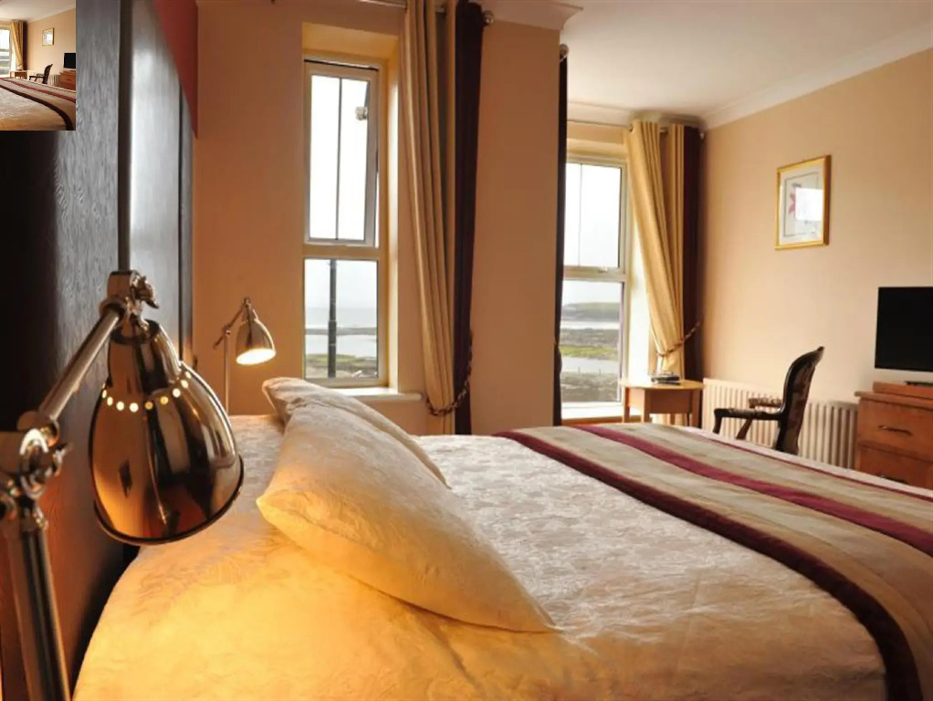Grand room
