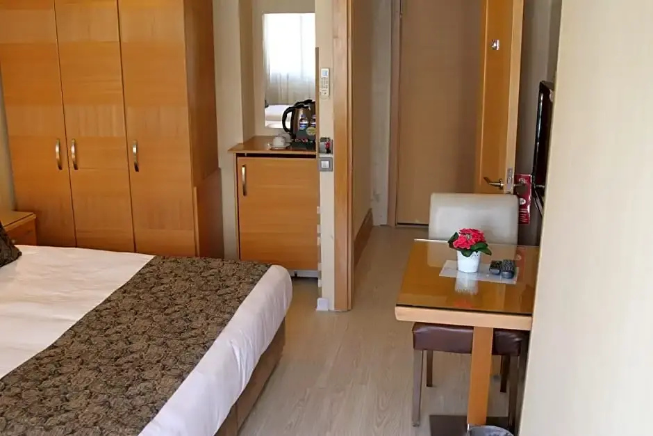 Emerald Hotel - Chambres