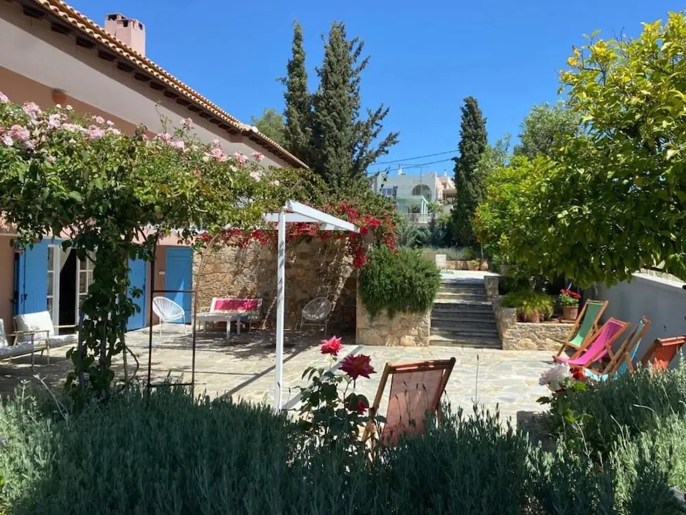 Villa-agave by the sea in Porto-rafti Outside ATH