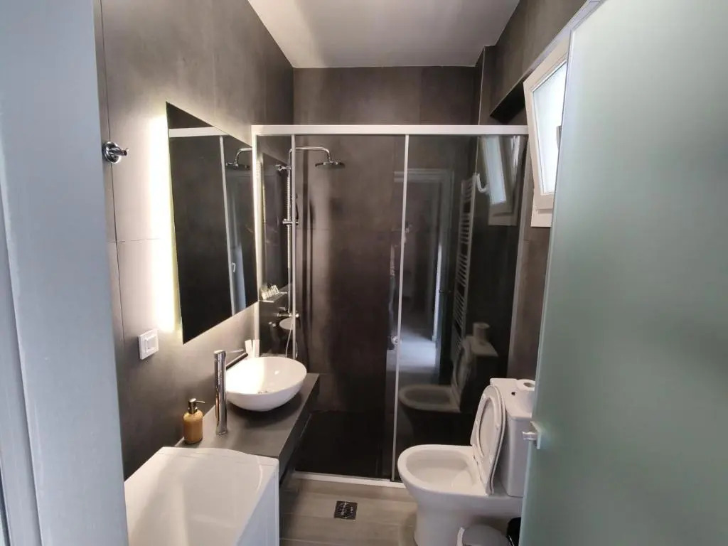 Different Apartments - фото 11