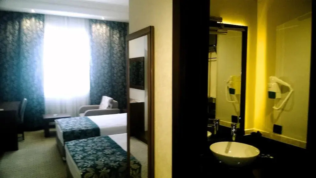 Hotel photo 2