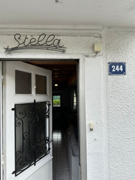 Centrally Located Villa in Mont-dore