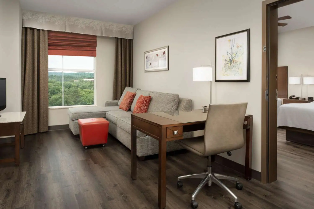 Embassy Suites by Hilton Birmingham Hoover Hotel - Chambres