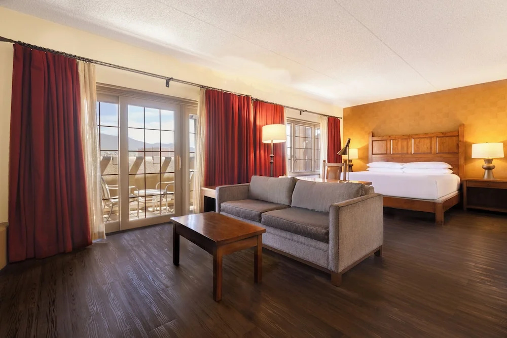 Double Junior Suite with balcony (full double bed)