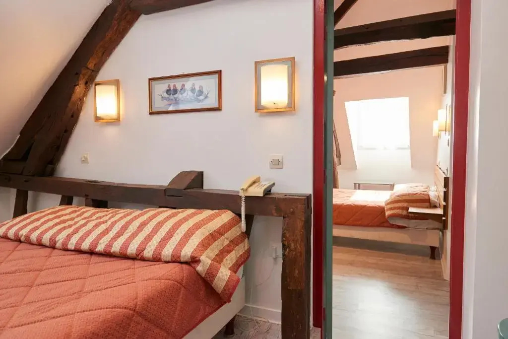 Standard Double Family room (full double bed)
