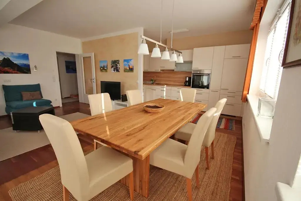 Ferienwohnungen Karoline - Chambres