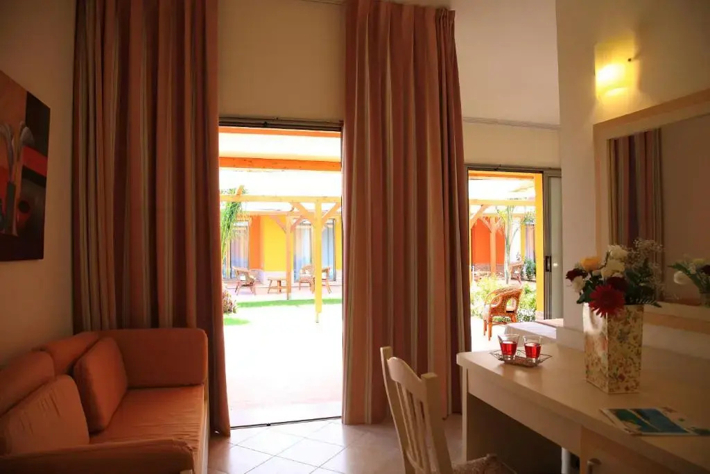 Hotel Baia Di Trainiti - Chambres