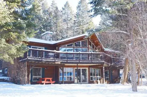 Falcon Cabin