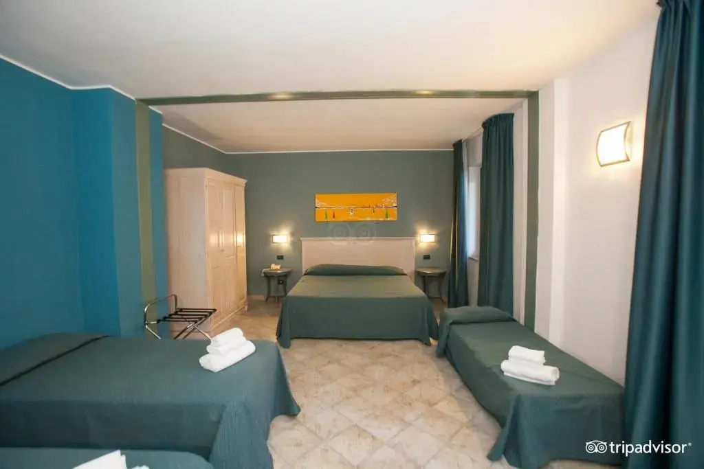 Standard Quadruple room