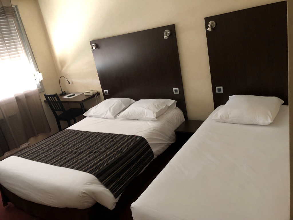 Adonis Lyon Est Hotel Artys - Général