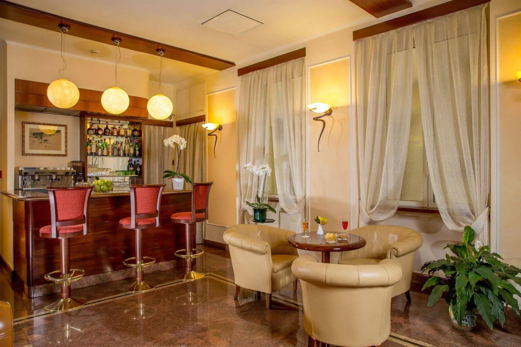 Hotel photo 15