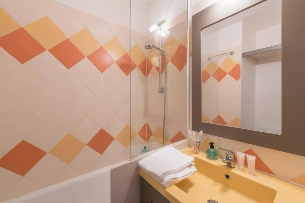 Afficher la photo 8 — Appartement Promenade des Bains