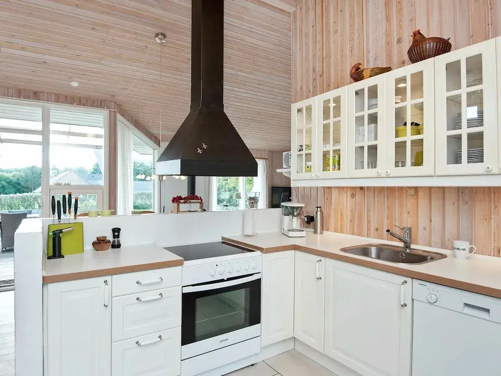 Stunning Holiday Home in Juelsminde With Whirlpool and Sauna - фото 12