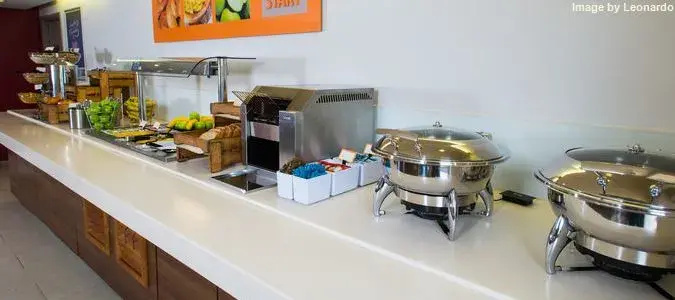 Food & Beverage