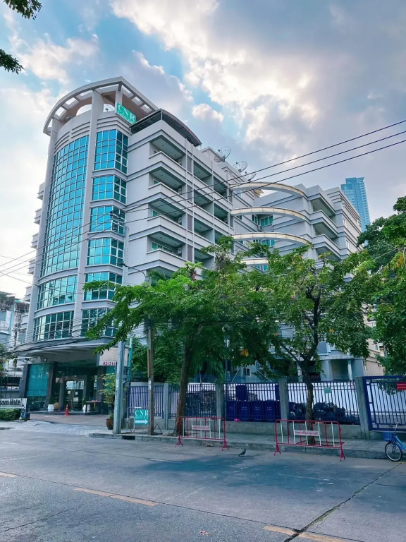 Miloft Sathorn hotel — фото