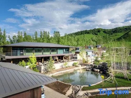 Trip.com Group Country Retreats (Nalati River Valley Grassland)