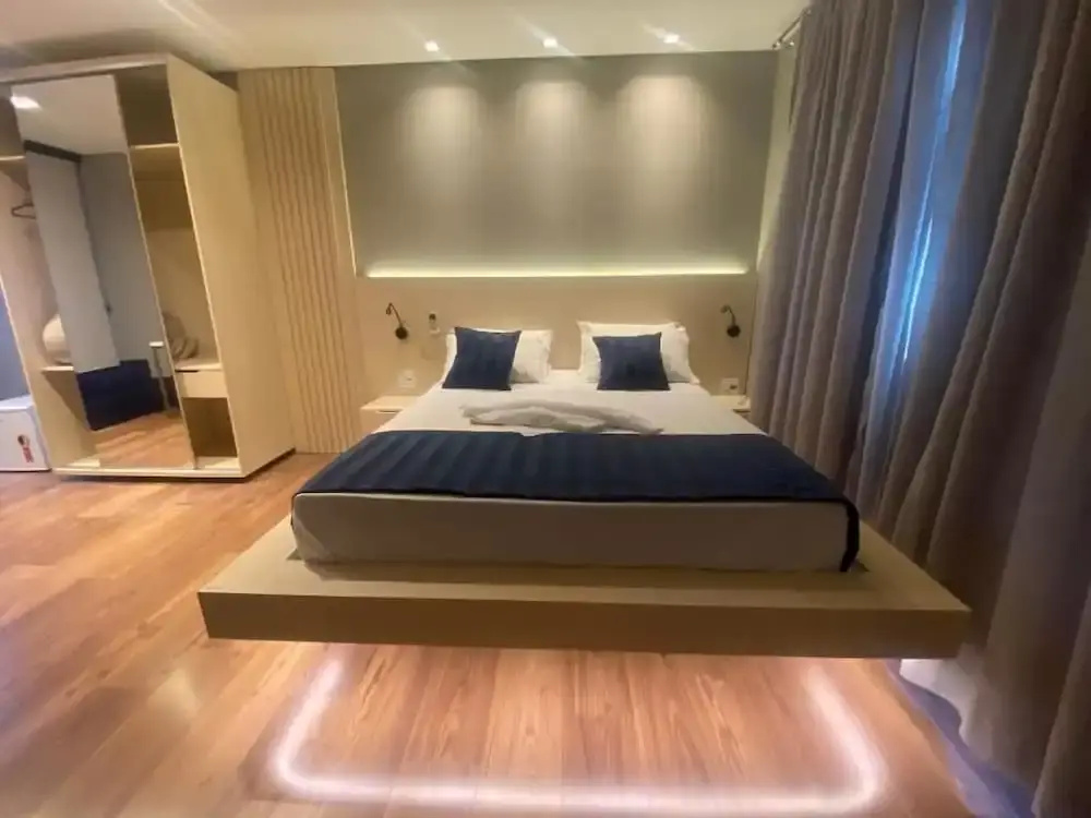 Premium room