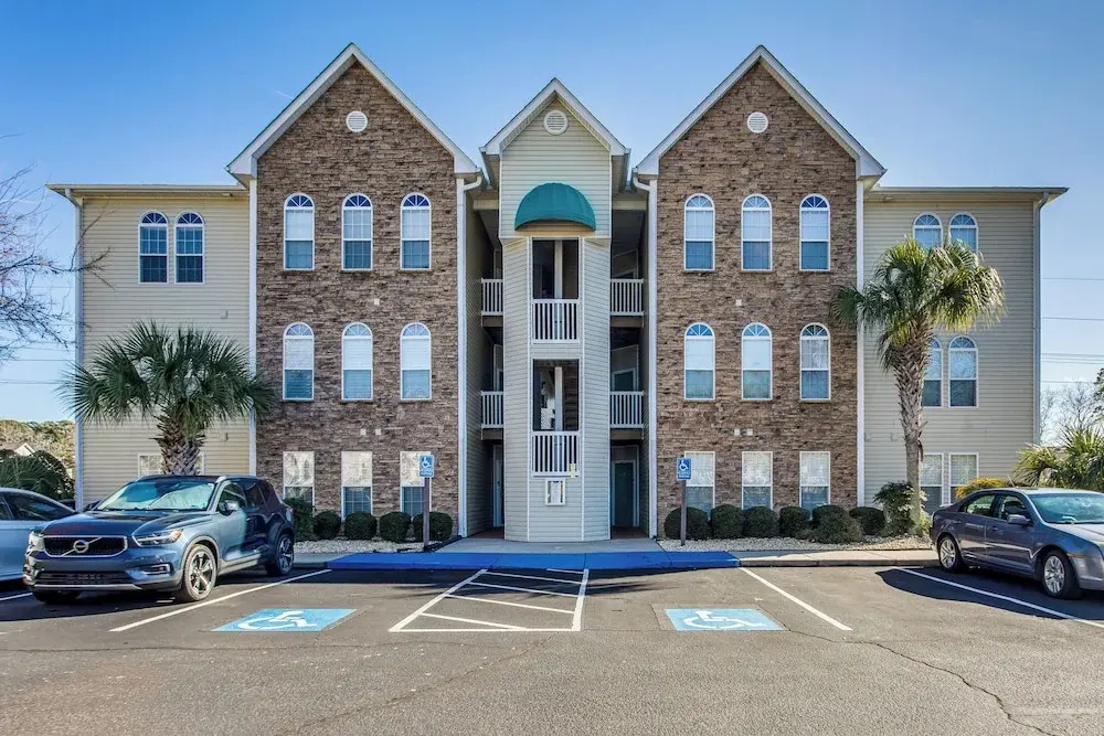 Golf Cart & Pool Access! Condo in Myrtle Beach