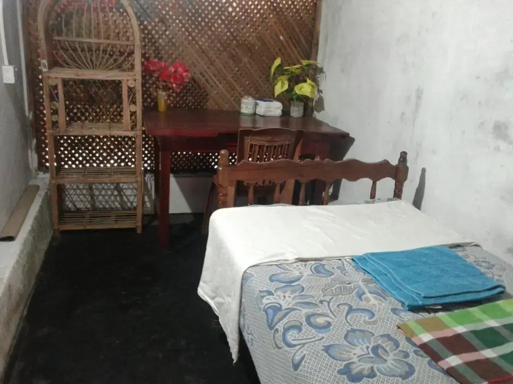 Star Rest Beach Hotel Arugambay - Chambres