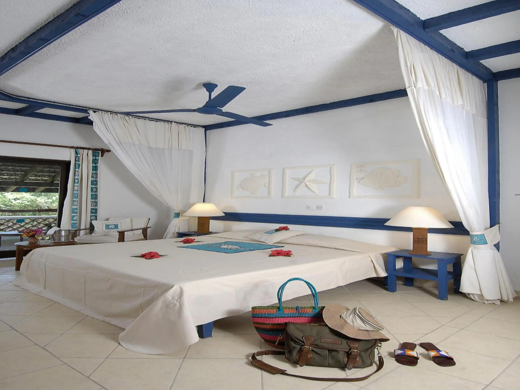 Pinewood Beach Resort and Spa - Général
