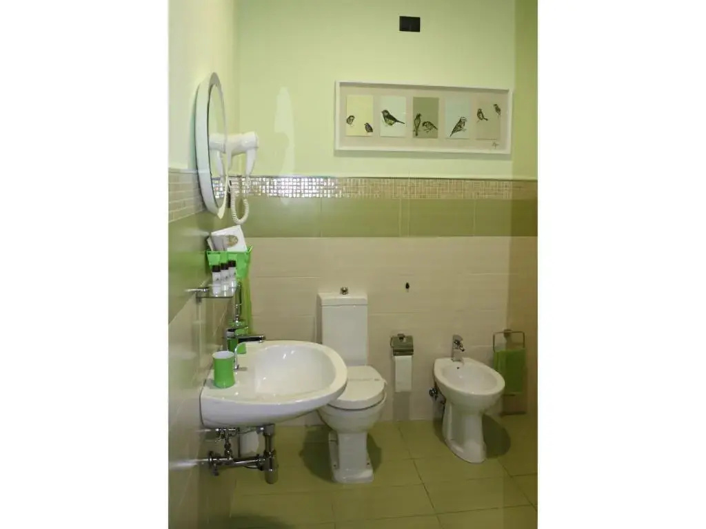 Standard Triple room