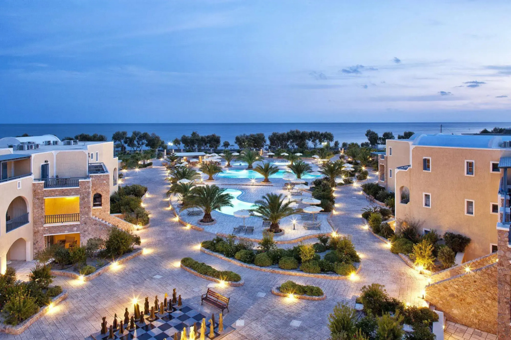 Beach & Waterfront