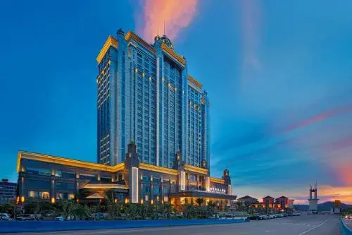 Glory Charm Hotel