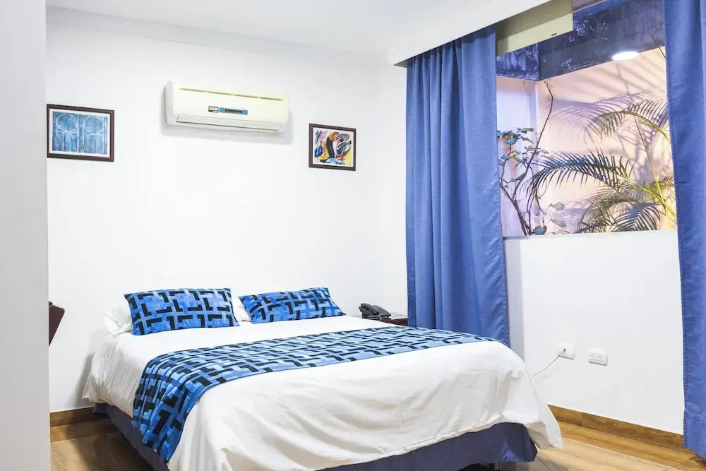 Hotel Kamani Florencia - Chambres