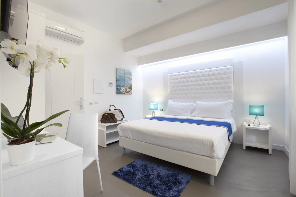 Tasso Suites & Spa — 2